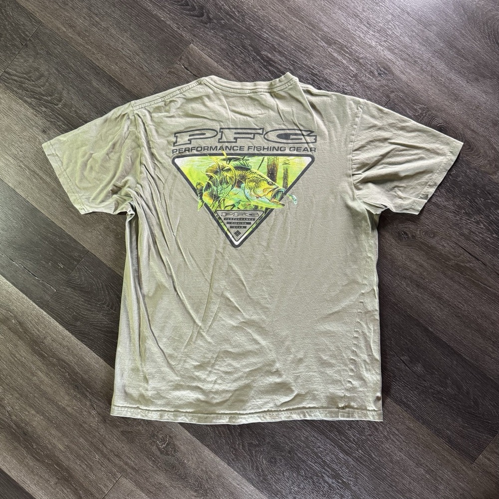 Columbia PFG Graphic T Shirt Light Green Fishing Gear Mens Size‎ Large